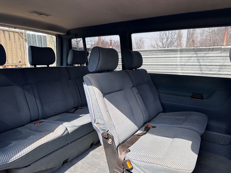 Volkswagen T4, минибус 2.5