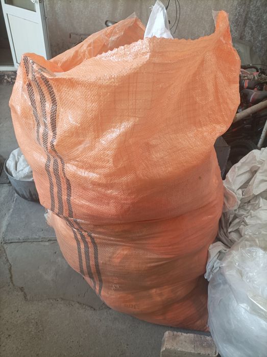 Продам мишок балшой kotta qoplar bor