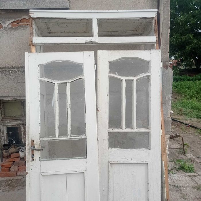 Продавам двоина битова врата