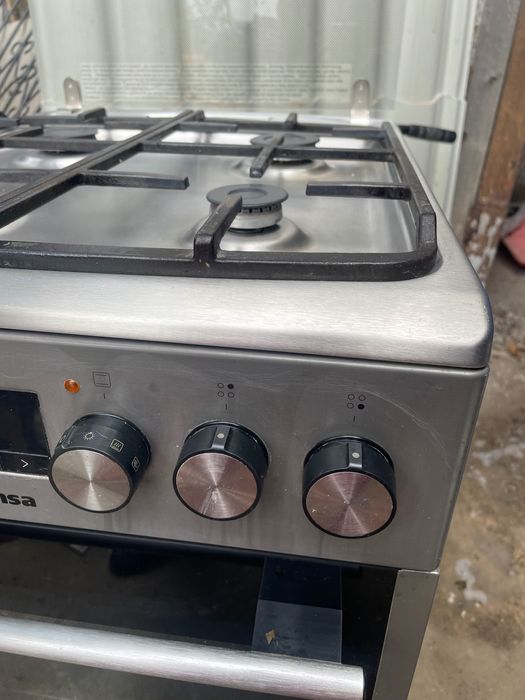 Продам газовую плиту