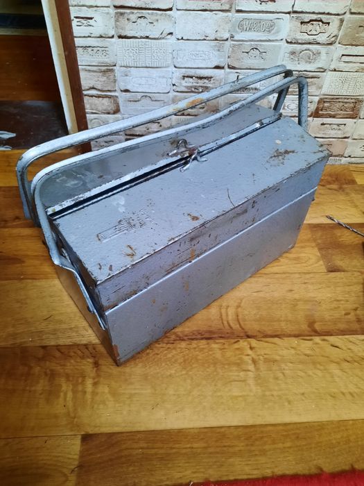 Продаю советский инструмент.