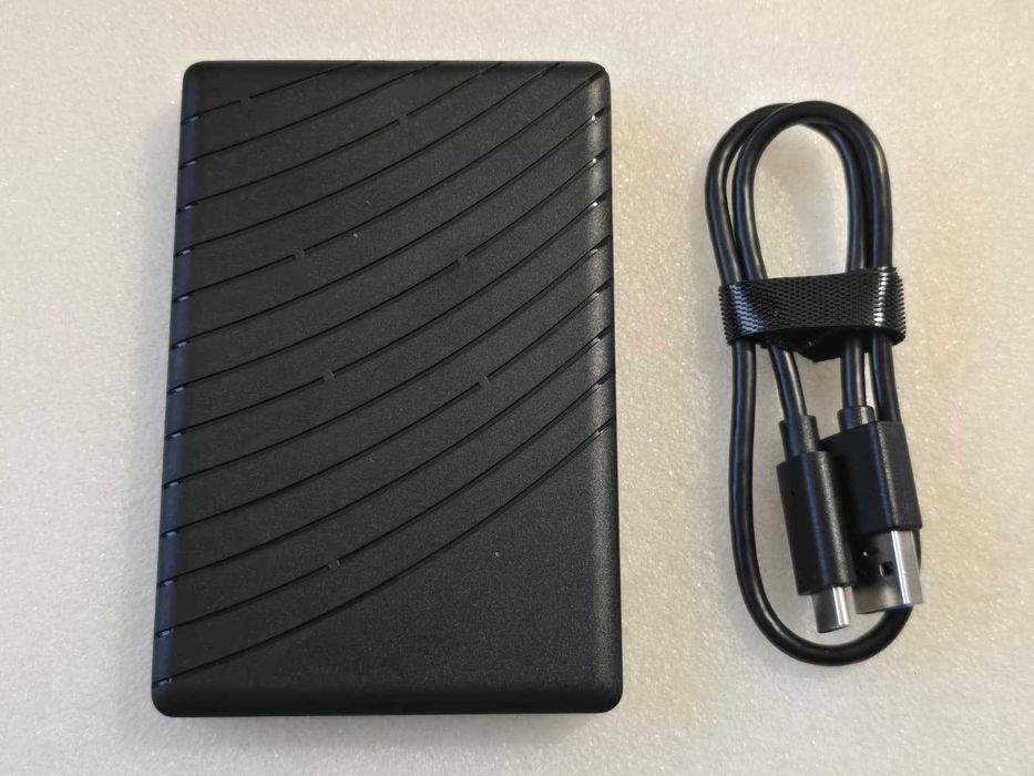 Hard Disk Extern Sonnics 500GB, USB 3.1 Gen 2 Tip-C, HDD Western Digital, Slim Aluminiu