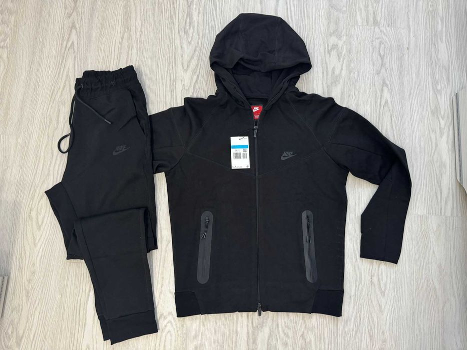 Trening NIKE Tech - Fleece Model NOU 2025 l Compleu