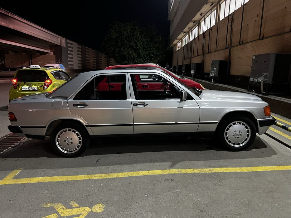 Mercedes 190E W201