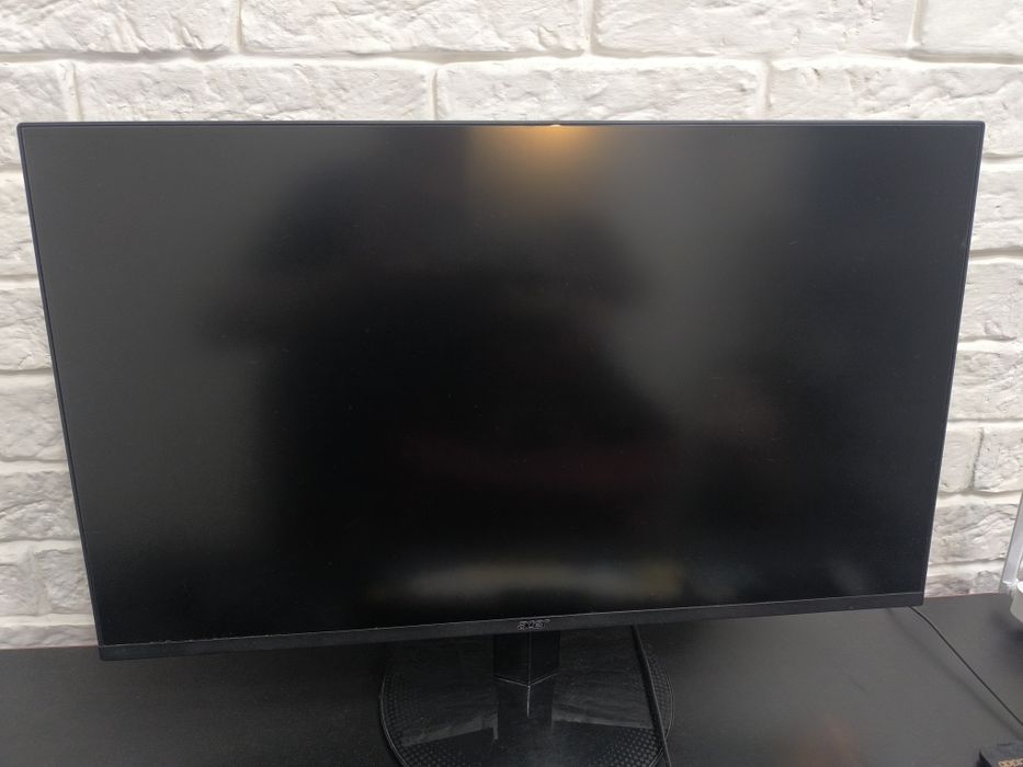 Монитор  Aser 65 герц