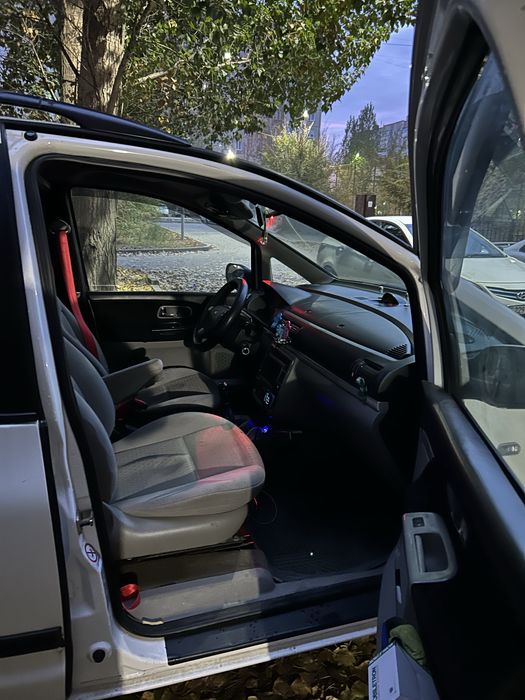 Форд галакси 2005 г.в.