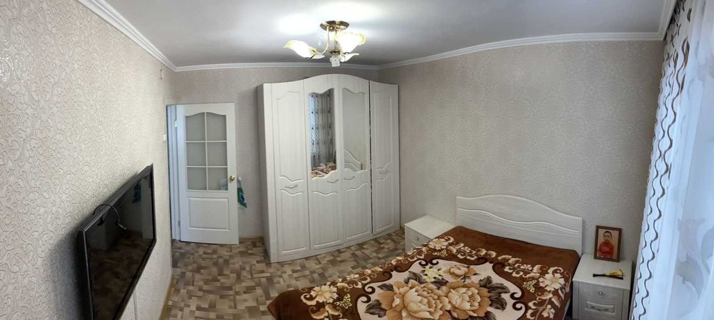 Продаётся 4 комнатная квартира