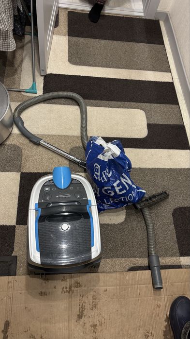 Продам пылесос Zelmer