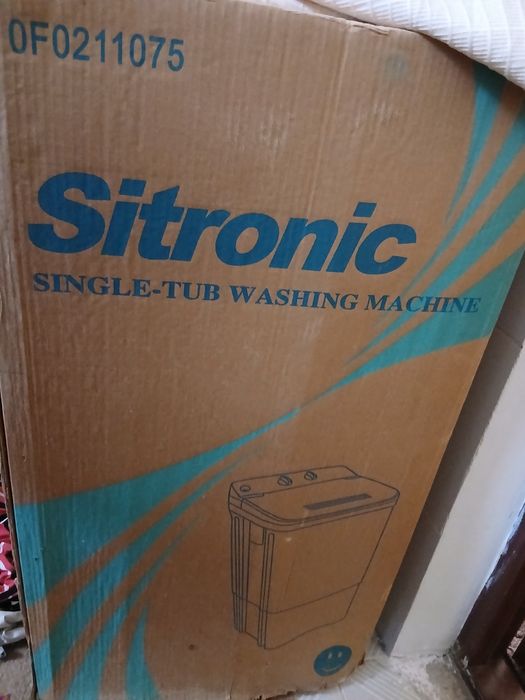 Продаётся пылесосы и стиральная машина