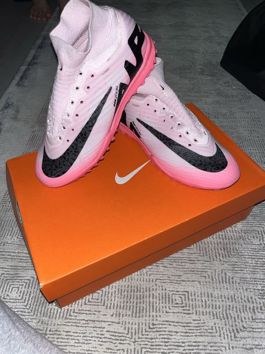 Сороконожки Nike air zoom 37 размер