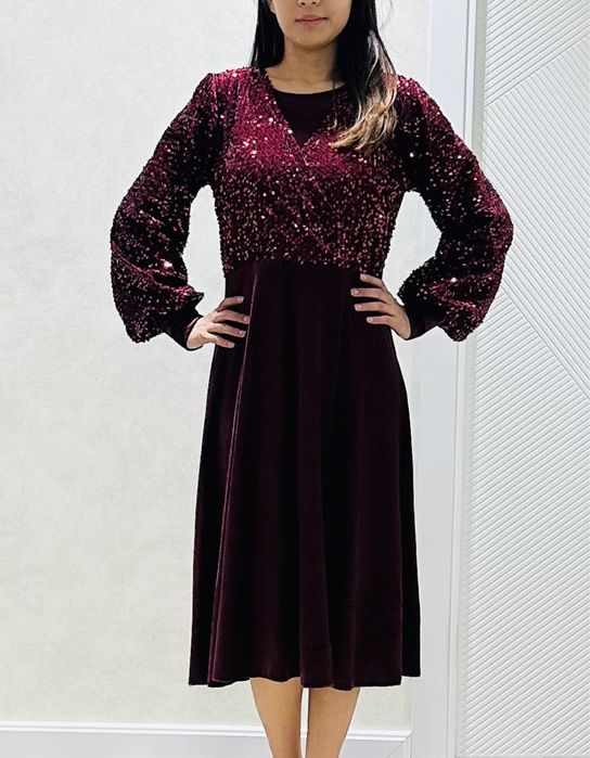 Платье нарядное размер 46-50