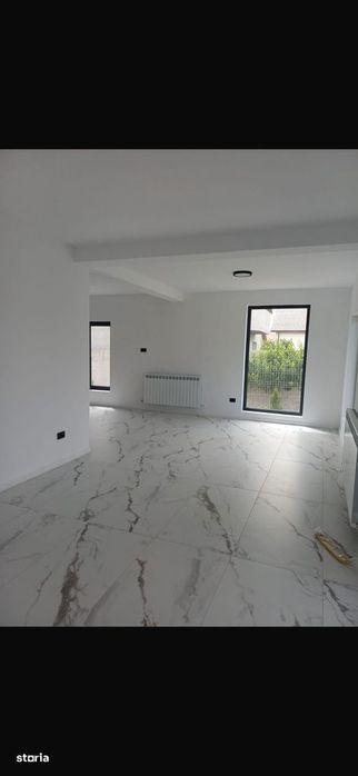 Vila cu 4 camere, Navodari