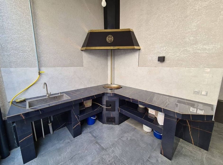 срочно продается Hi-Tech дом циалковиский 3-соток 3-уровень 6-комн 6-с