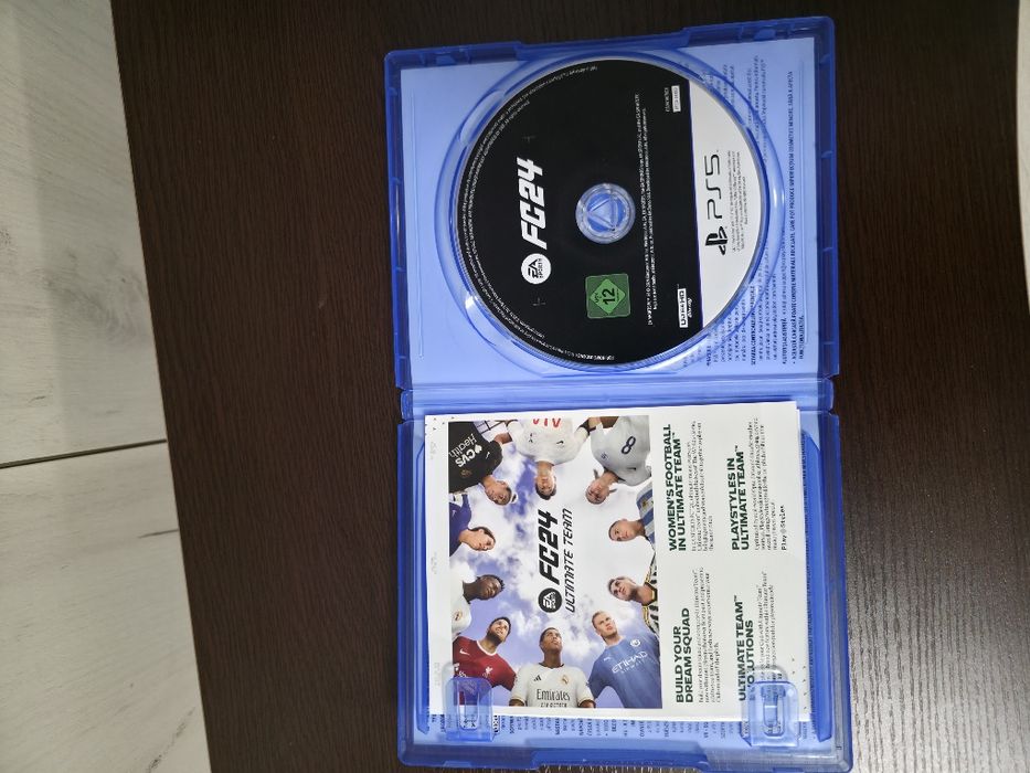 Ps 5 slim disk edition 2 controllere + 2 jocuri