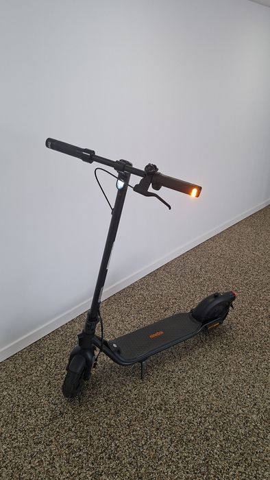 Trotineta electrica Segway-Ninebot f2
