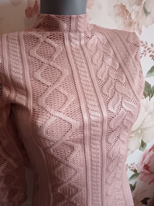 Дамски рокли ,размери хс и с