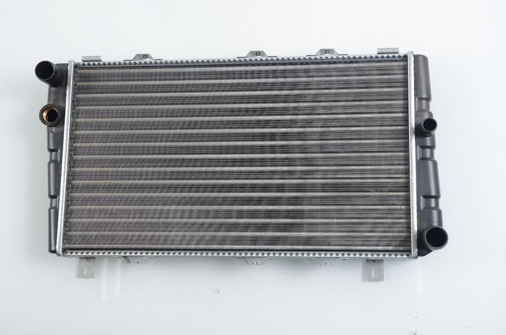 радиатор воден НОВ за Skoda Felicia