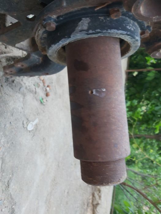 Продаётся  балансирний ость от Урала