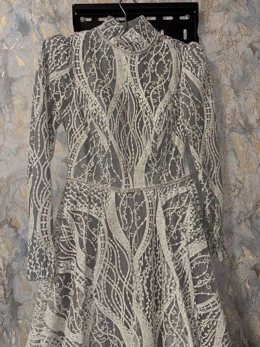 Вечерное платье