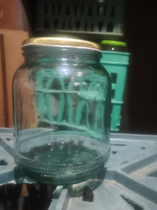 Продавам буркани
