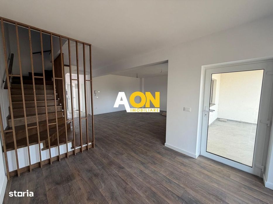 1/2 Duplex 4 Camere, 3 Bai, 2 Balcoane, 431mp Teren