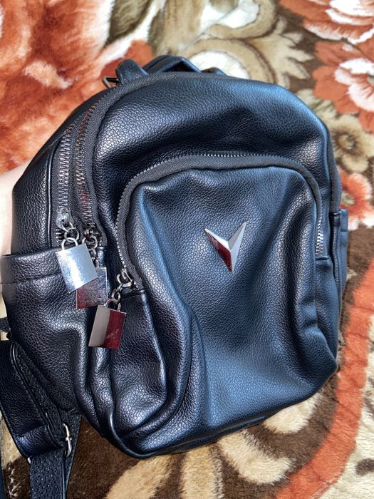 Черна раница използана