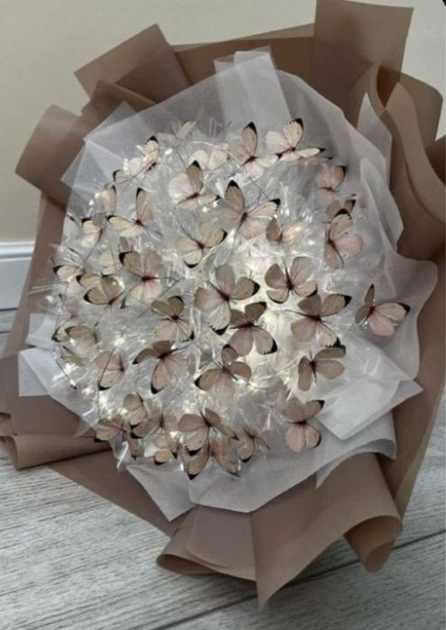 8 mart uchun eng chiroyli sun iy gullar juda yaxshi narhlarda