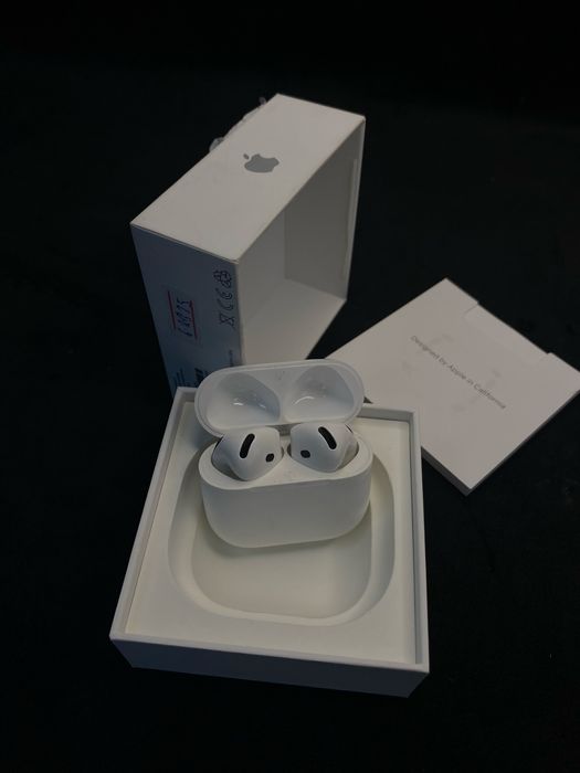 Airpods 4 без шумоподавлением Aktiv Lombard