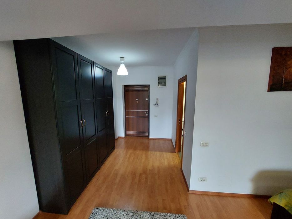Proprietar închiriez garsonieră/studio -64 mp, Baba Novac 19A,bl.Belvedere. Dristor- Titan