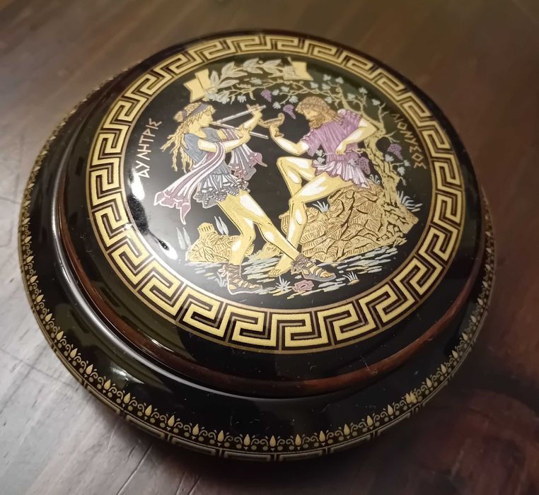 Caseta portelan rotundă aurită 24 K, hand made, Grecia