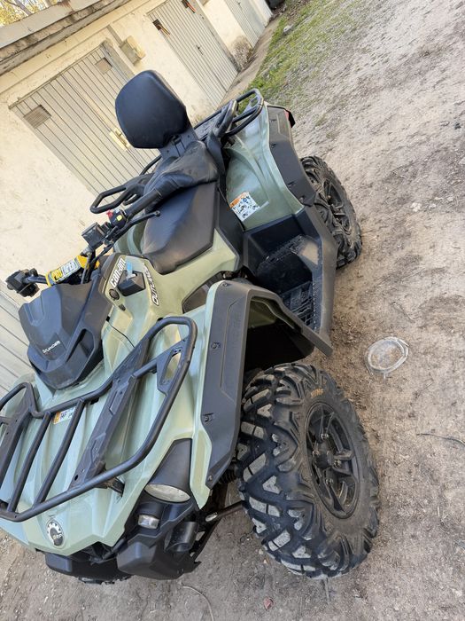 Can am outlander max 650cc