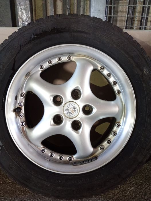 VW Джанти със зимни гуми RIAL 195/65/15 7,5J ET38 5x112 цо 66,6 -