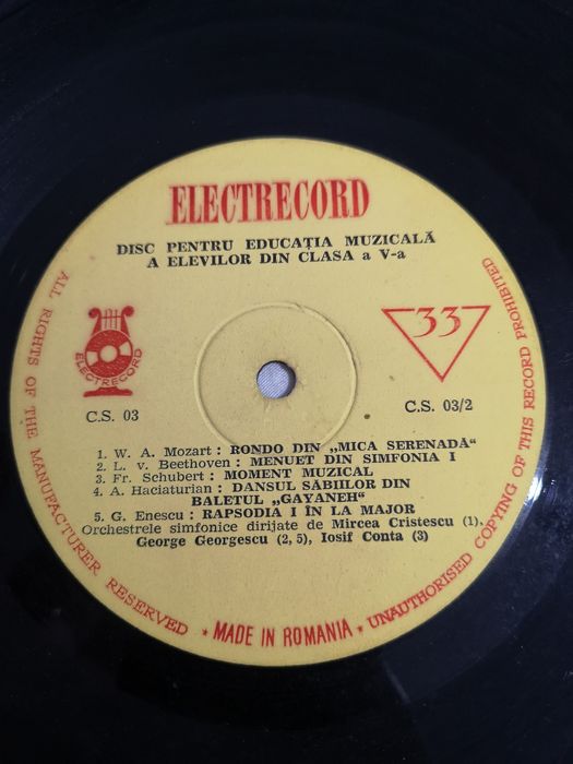 Vinil vechi, caracter didactic