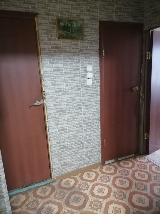 Продам 2 ком кв 51 м2 на строителе