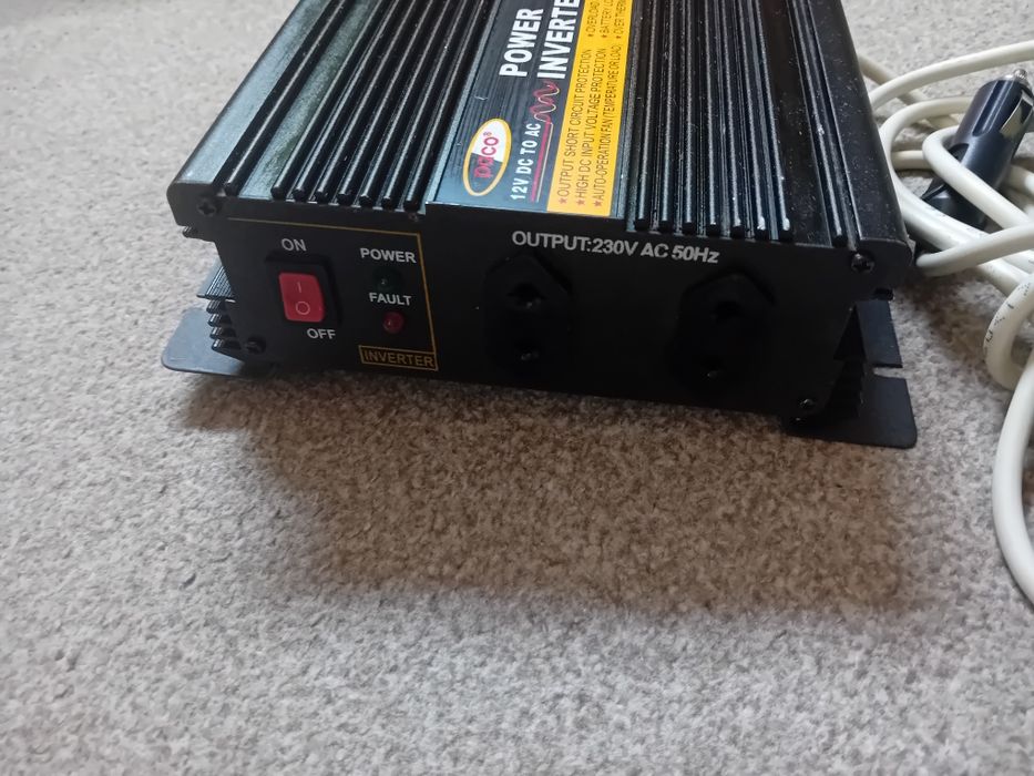 Инвертор 600W 220v