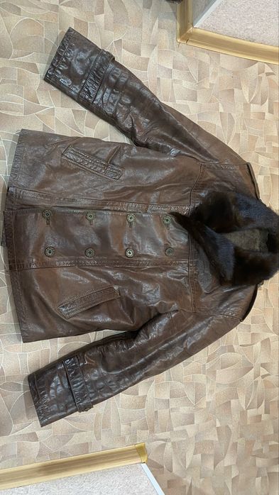 Продам дубленку с норковым воротником