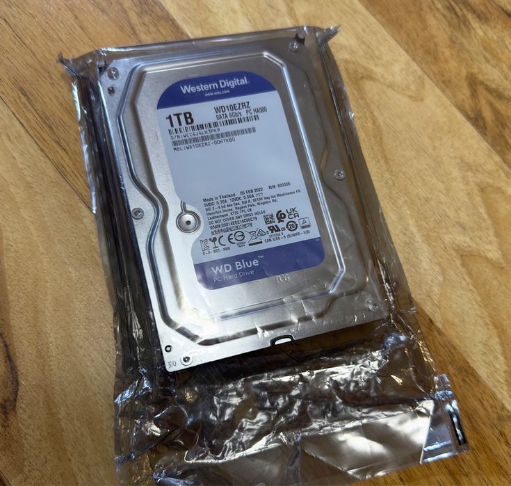 Жд 1тб новый в заводской упаковке