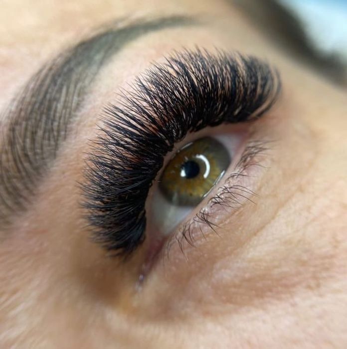 Наращивание ресниц