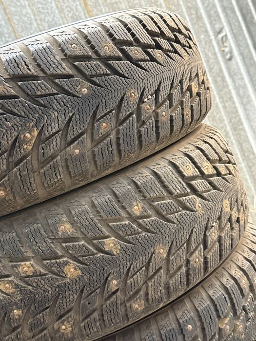 Зимняя резина 195/60R15