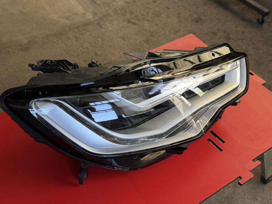 Десен фар AUDI A6 C7 FULL LED