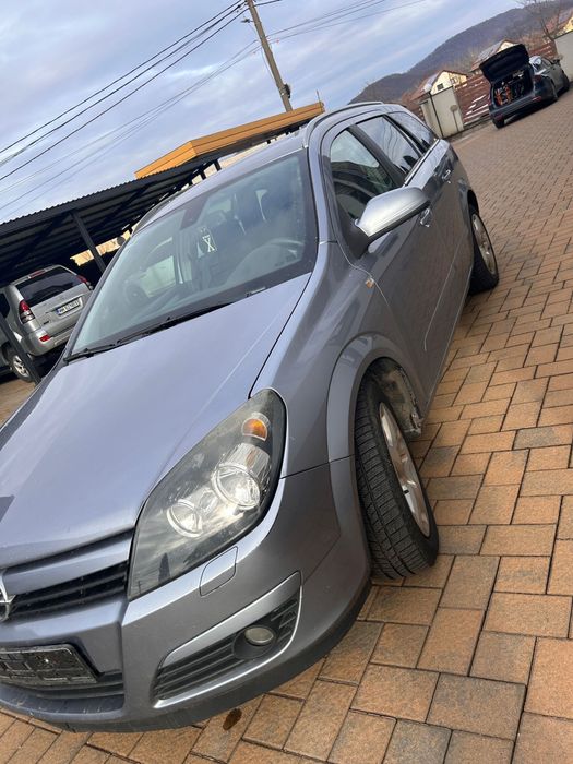 Opel astra kombi , 1.9 diesel an:2005