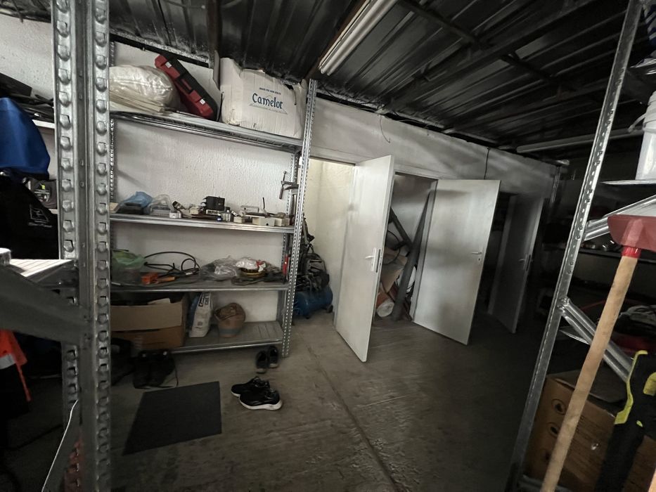 Дава се под наем Склад в с. Яна, Област София-град - 920 кв.м за 3680 € - Снимка #5