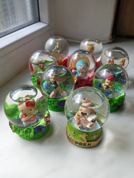 Снежные шарики разные