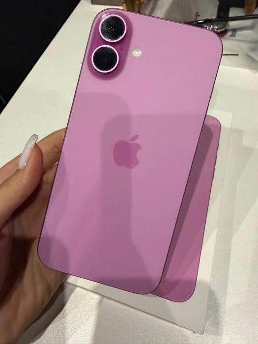 Iphone 16 plus розовый