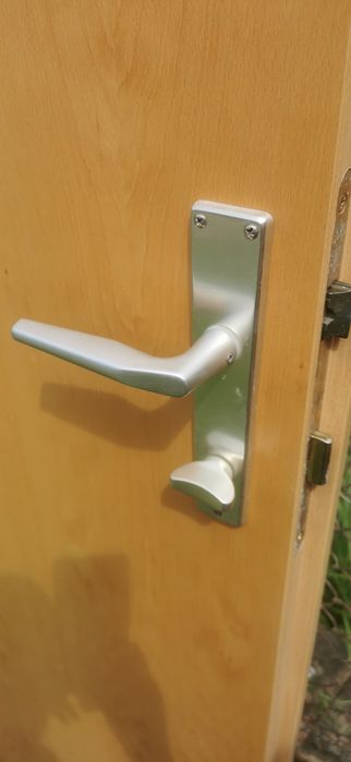 Vand 6 usi interior fara toc