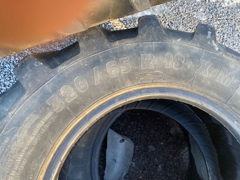 Anvelope cauciuc 320/65 R18  2buc pe stoc