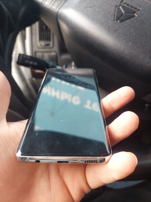 Samsung s10 sotiladi