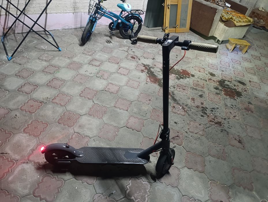 Электросамокат б/у