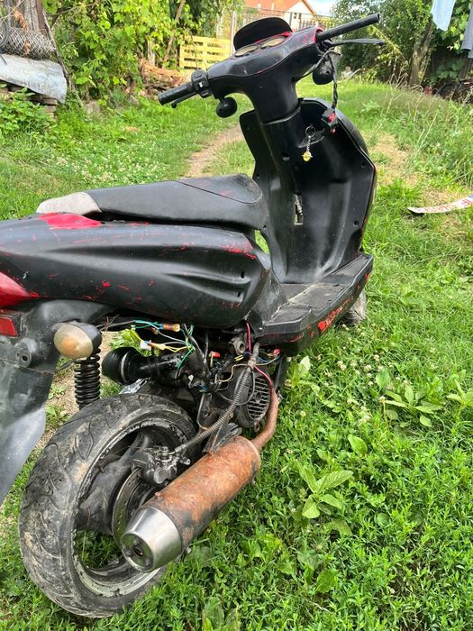 Vând scuter 125 cc