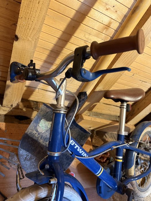 Bicicletă copii B’TWIN Decathlon – ușoară, rezistentă, stare bună